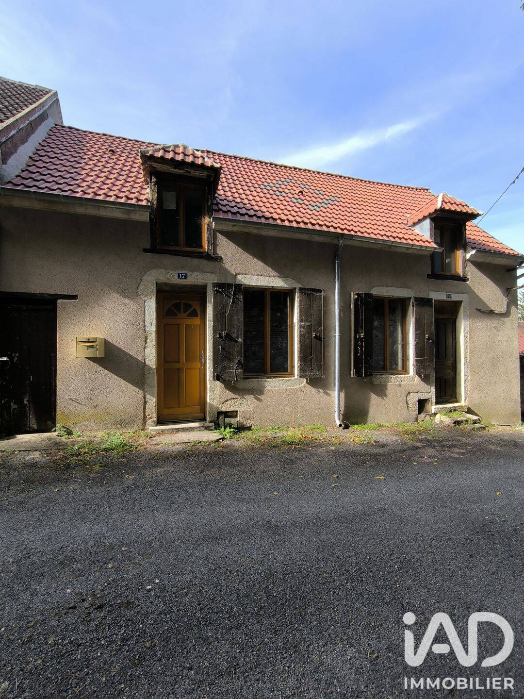 Maison 4 pièces 81 m² · à Châteauneuf-sur-Cher · 81 m² · 65 000 €