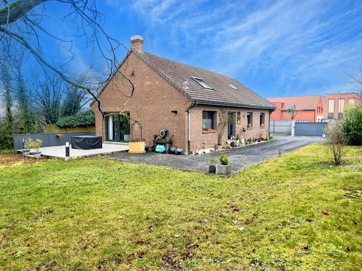 Maison 5 pièces 122 m² · à Raimbeaucourt · 122,1 m² · 372 800 €