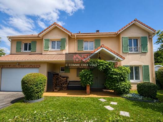 Maison à vendre 599 000 € 7 pièces 5 chambres 185 m² Ozoir-la-Ferrière 77330