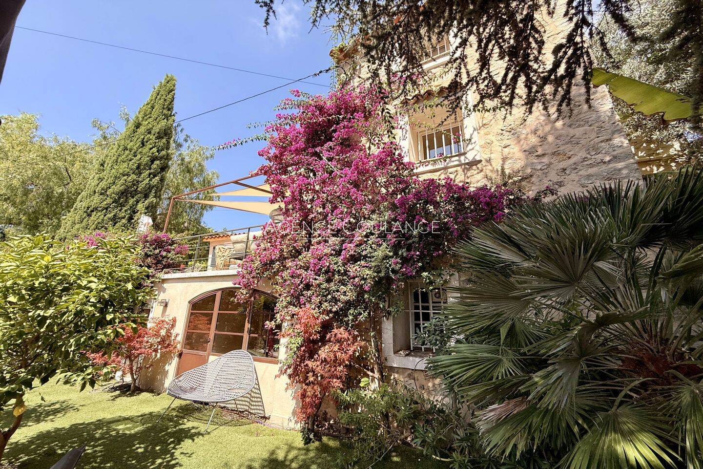 Maison 7 pièces 276 m² · à Bandol · 276 m² · 1 190 000 €