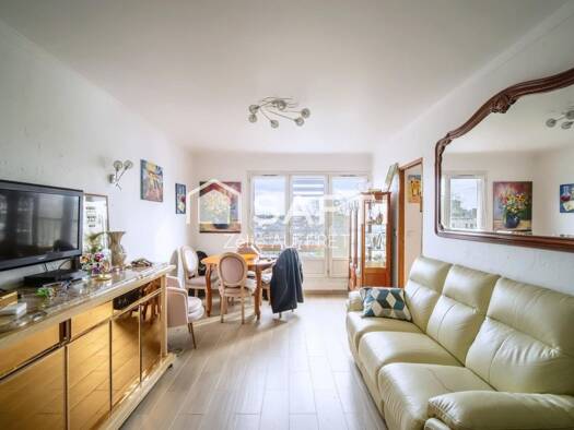 Appartement à vendre 290 000 € 3 pièces 2 chambres 61 m² Étage 4/15 Carnot-Petit Pont-Alouettes Alfortville 94140