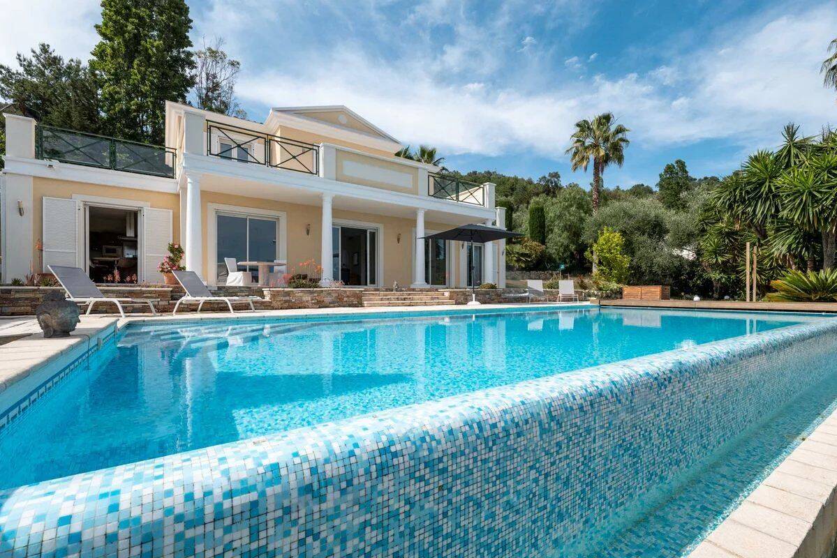 Maison 7 pièces 197 m² · à Falicon · 197,3 m² · 1 750 000 €