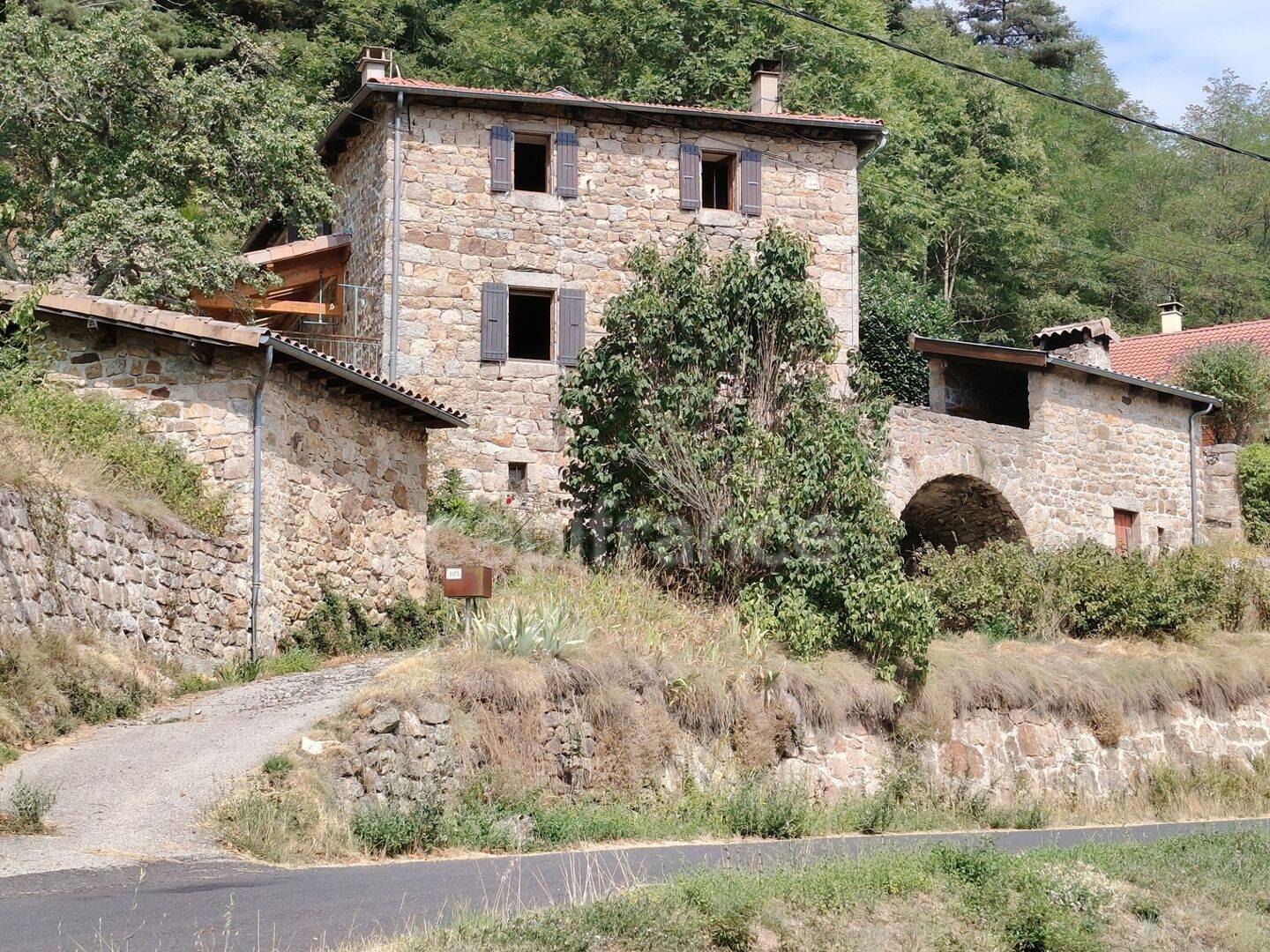 Maison 7 pièces 158 m² · à Saint-Martin-de-Valamas · 158 m² · 249 000 €