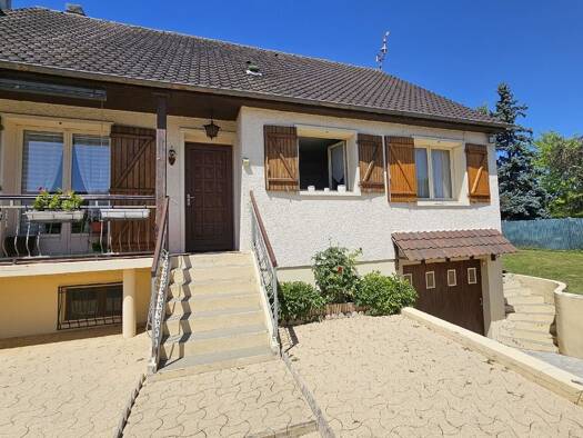 Maison de plain-pied à vendre 226 500 € 4 pièces 3 chambres 95 m² 380 m² de terrain Gallardon 28320