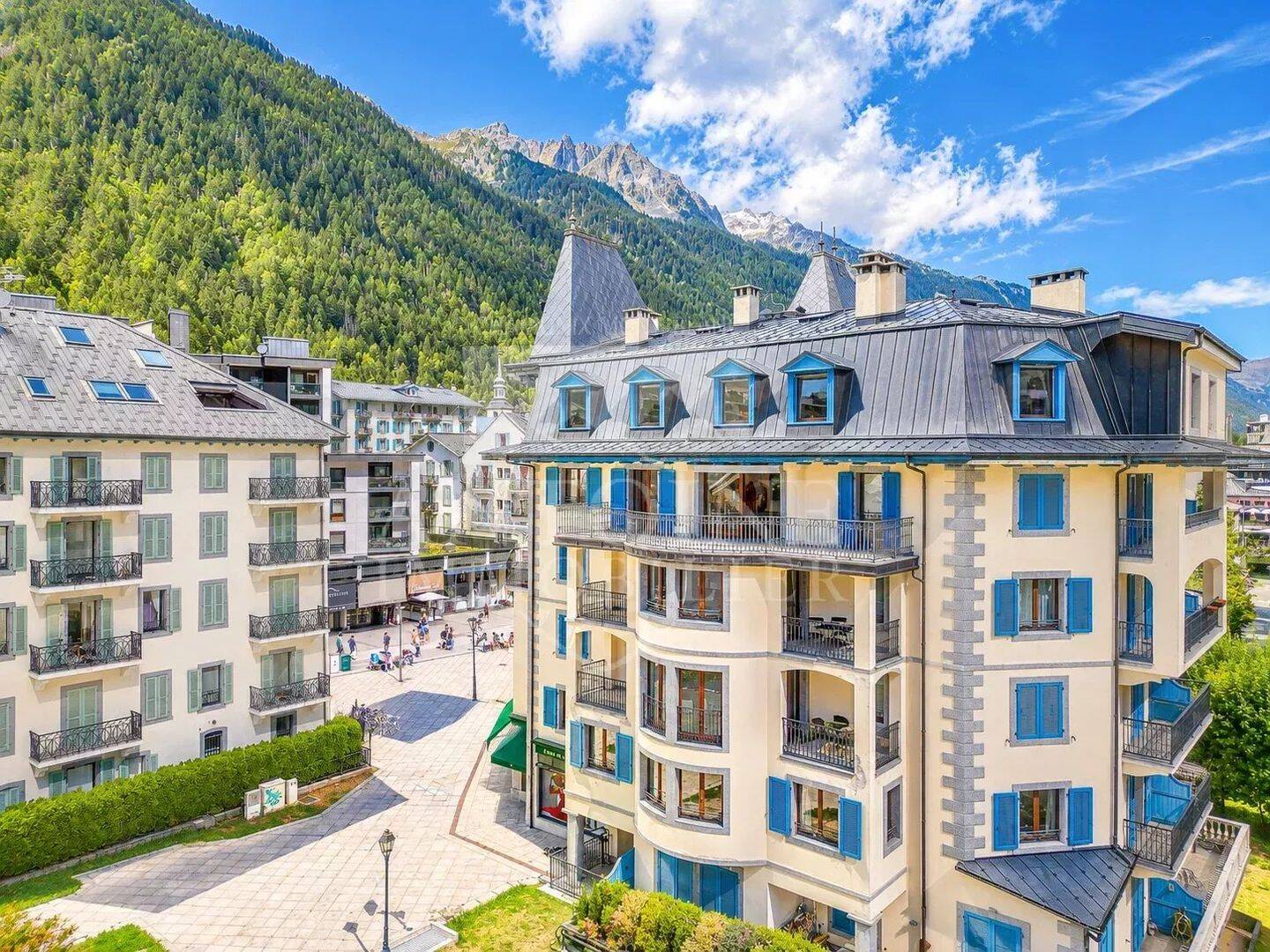Appartement 6 pièces 166 m² · à Chamonix-Mont-Blanc · 166,2 m² · 3 500 000 €