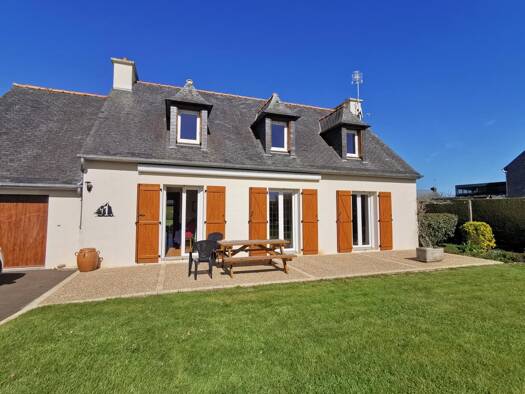 Maison à vendre 260 300 € 7 pièces 4 chambres 139 m² 1 120 m² de terrain Pleudaniel 22740