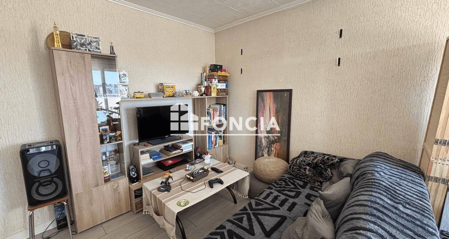 Appartement 2 pièces 48 m² · à Épinay-sous-Sénart · 48 m² · 136 000 €