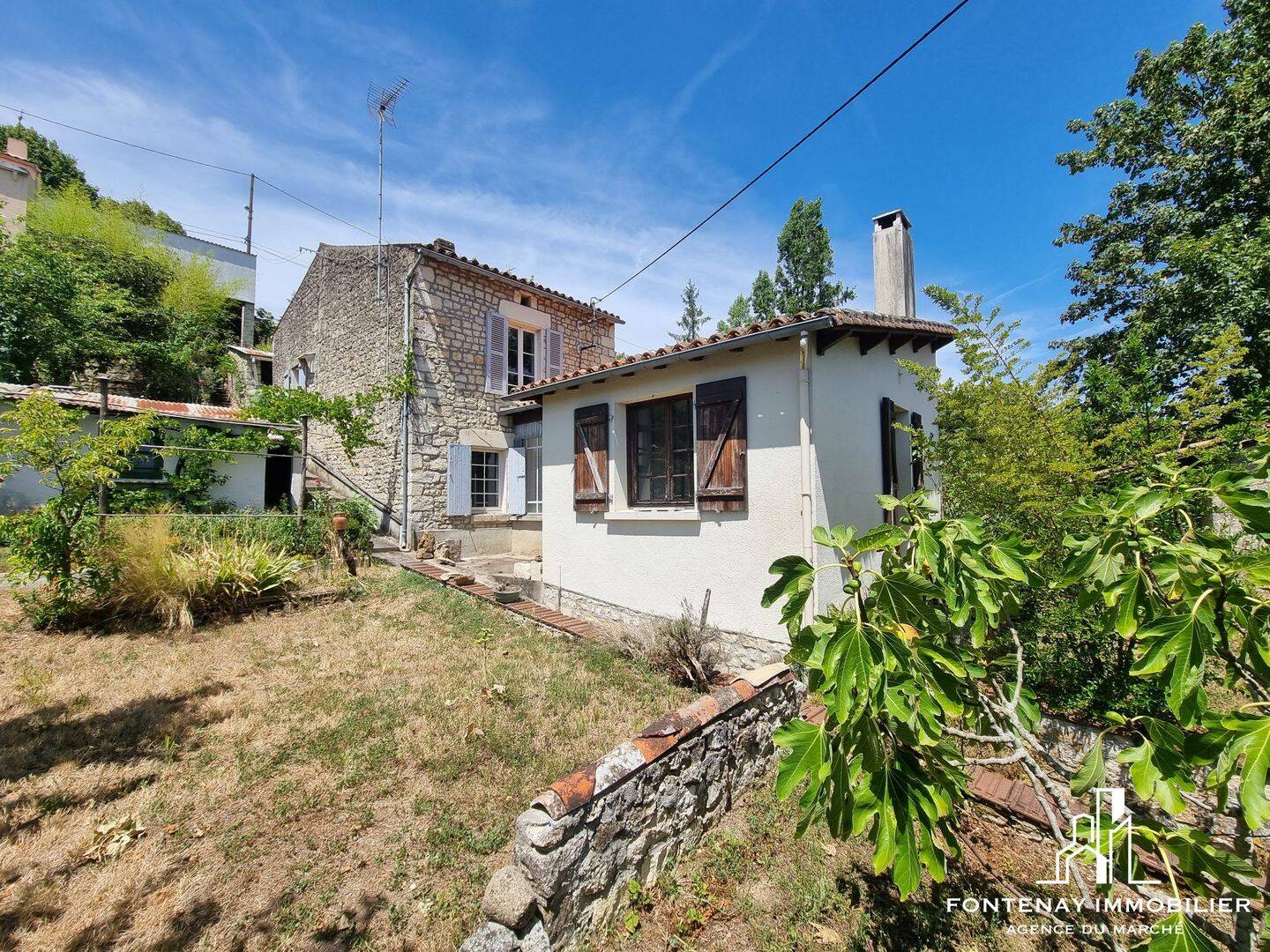Maison 4 pièces 90 m² · à Fontenay-le-Comte · 90 m² · 101 800 €