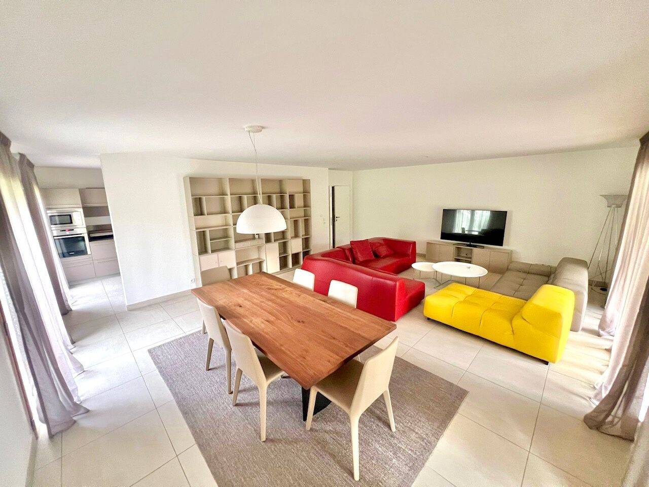 Appartement 4 pièces 121 m² · à Divonne-les-Bains · 121 m² · 784 800 €