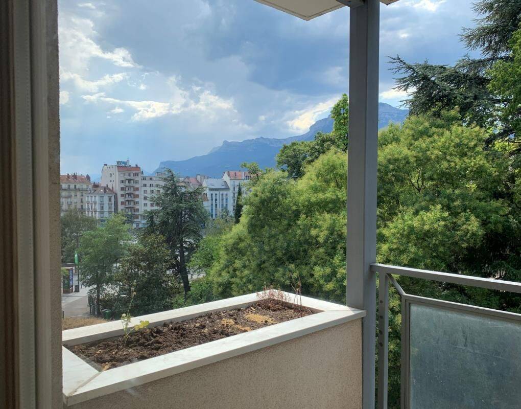 Appartement 2 pièces 53 m² · à Grenoble · 53 m² · 694 €