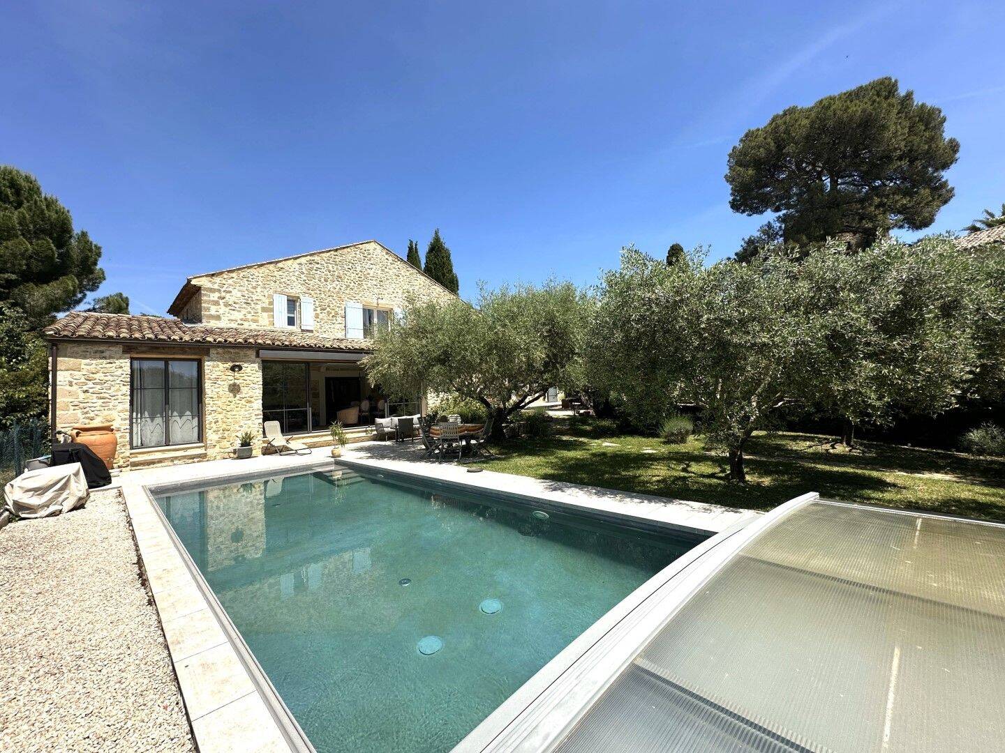 Maison 6 pièces 170 m² · à Uzès · 170 m² · 785 000 €