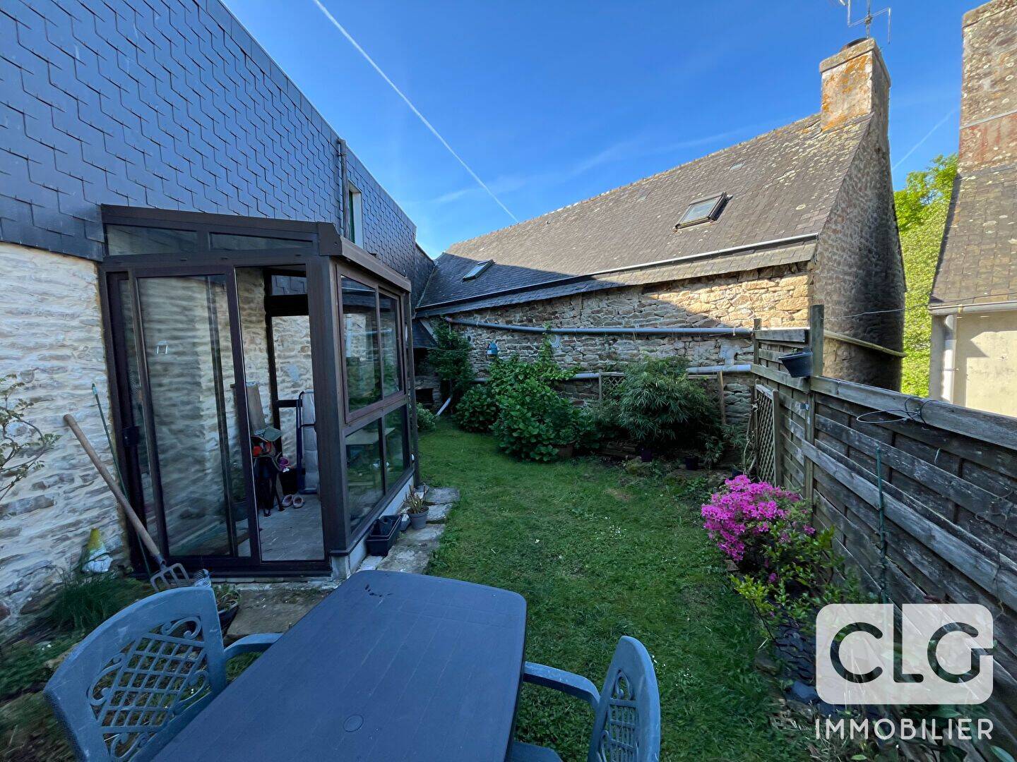 Maison 3 pièces 90 m² · à Saint-Yvi · 90 m² · 785 €