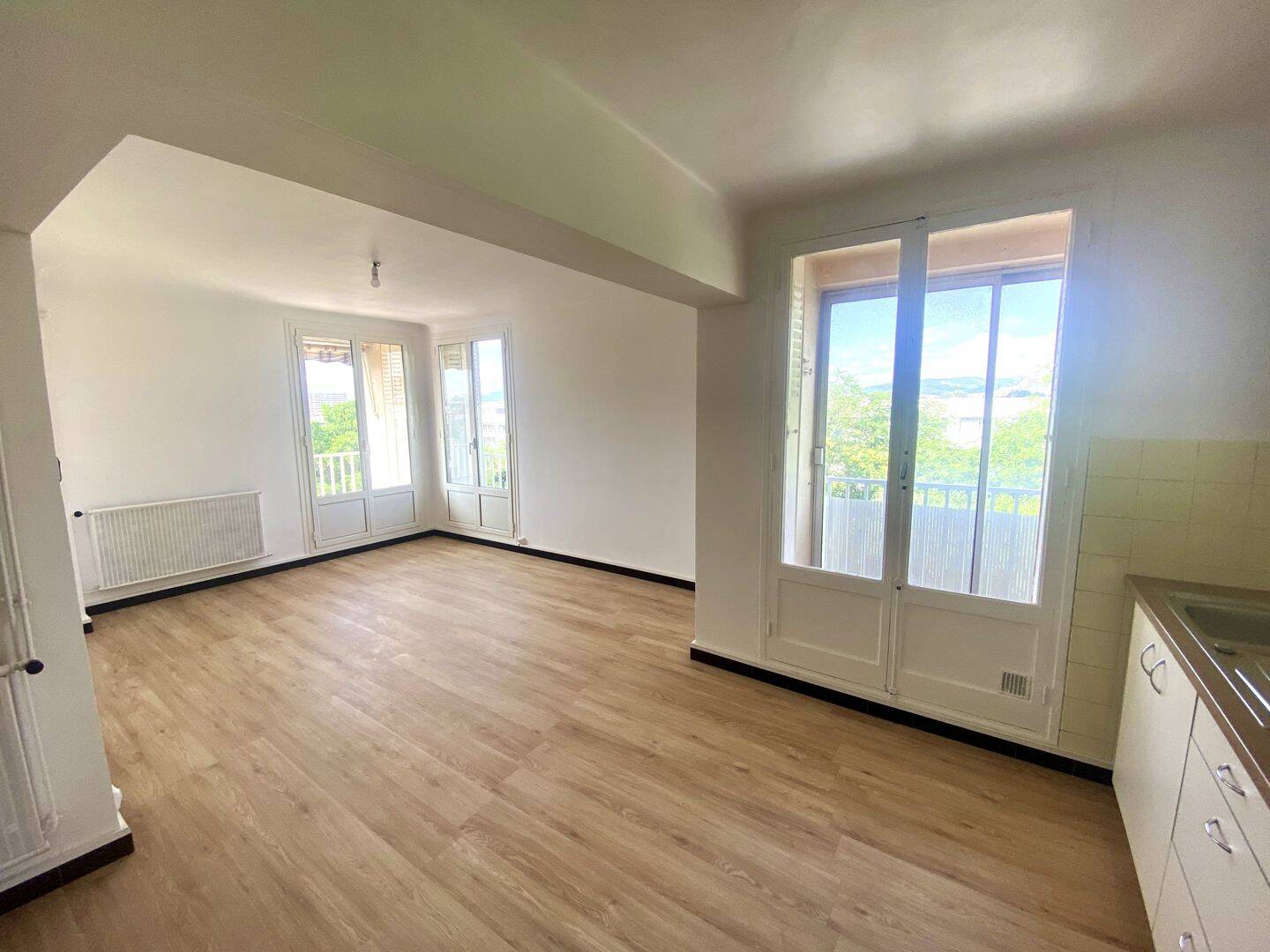 Appartement 3 pièces 60 m² · à Marseille 9ème Arrondissement · 60 m² · 970 €