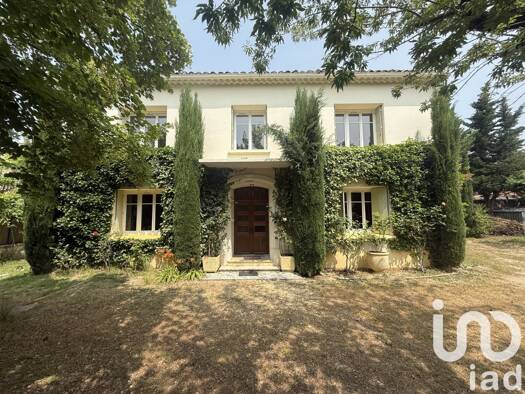 Maison à vendre 460 000 € 8 pièces 6 chambres 250 m² 730 m² de terrain Rasteau 84110