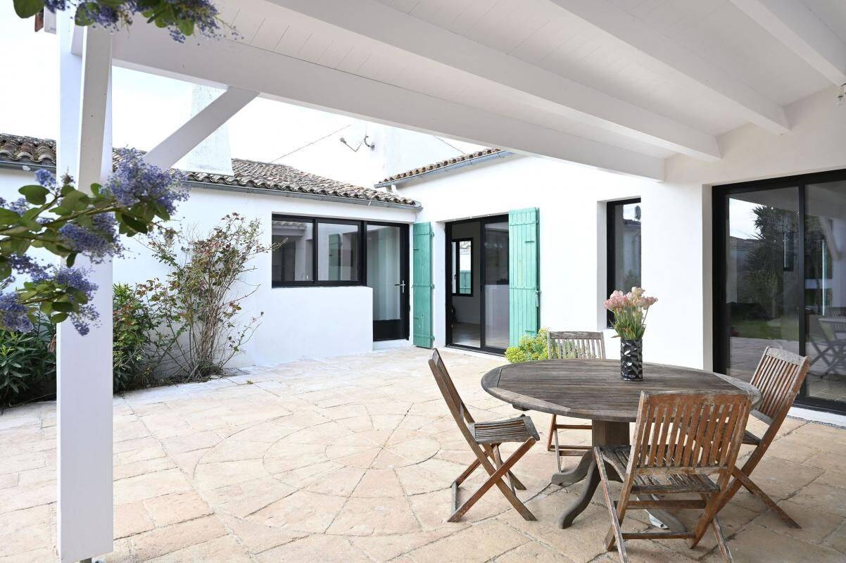Maison 5 pièces 145 m² · à Loix · 145 m² · 998 000 €