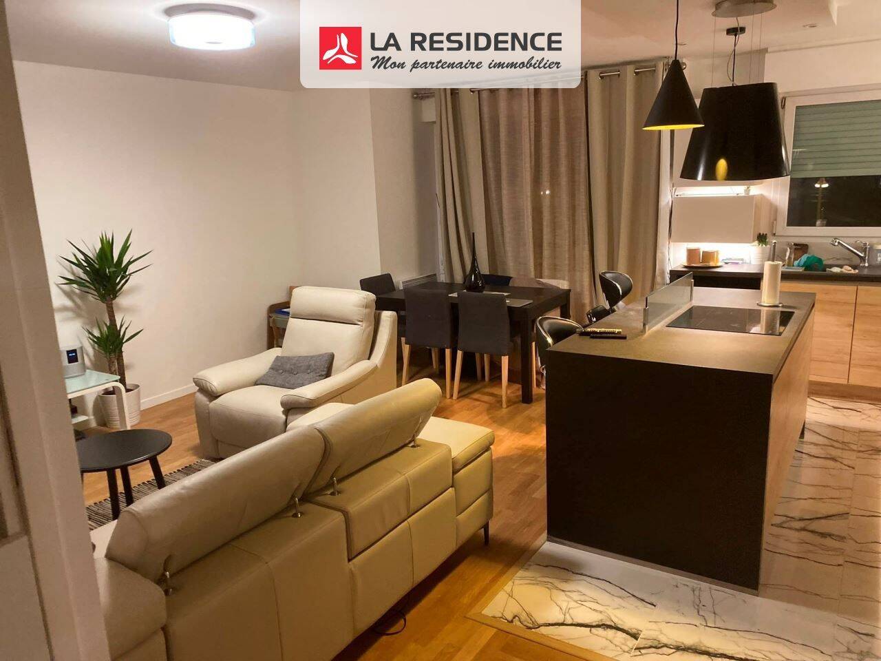 Appartement 3 pièces 77 m² · à Courbevoie · 77 m² · 2 160 €