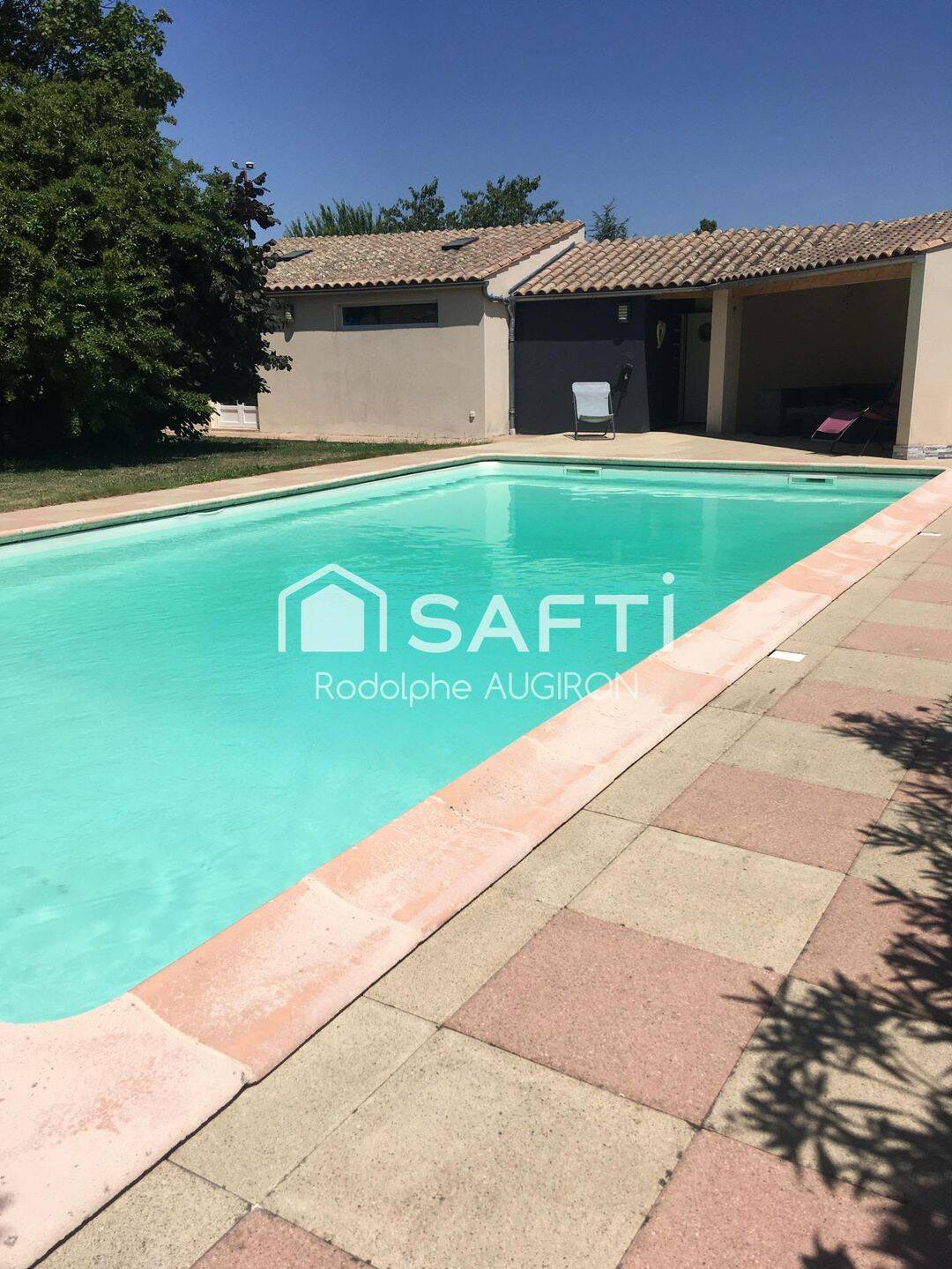 Maison 9 pièces 202 m² · à Saint-Pierre-la-Noue · 202 m² · 393 000 €