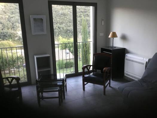 Appartement à louer 755 € 2 pièces 47 m² RDC/1 disponible dès maintenant Collias 30210