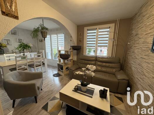 Appartement à vendre 79 000 € 3 pièces 2 chambres 69 m² Étage 4/4 Centre-Gigny-Noue Centre Saint-Dizier 52100