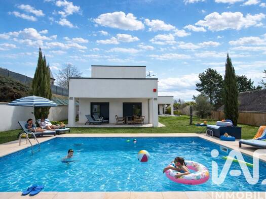 Maison à vendre 1 100 000 € 10 pièces 9 chambres 300 m² 954 m² de terrain Bouleuse 51170