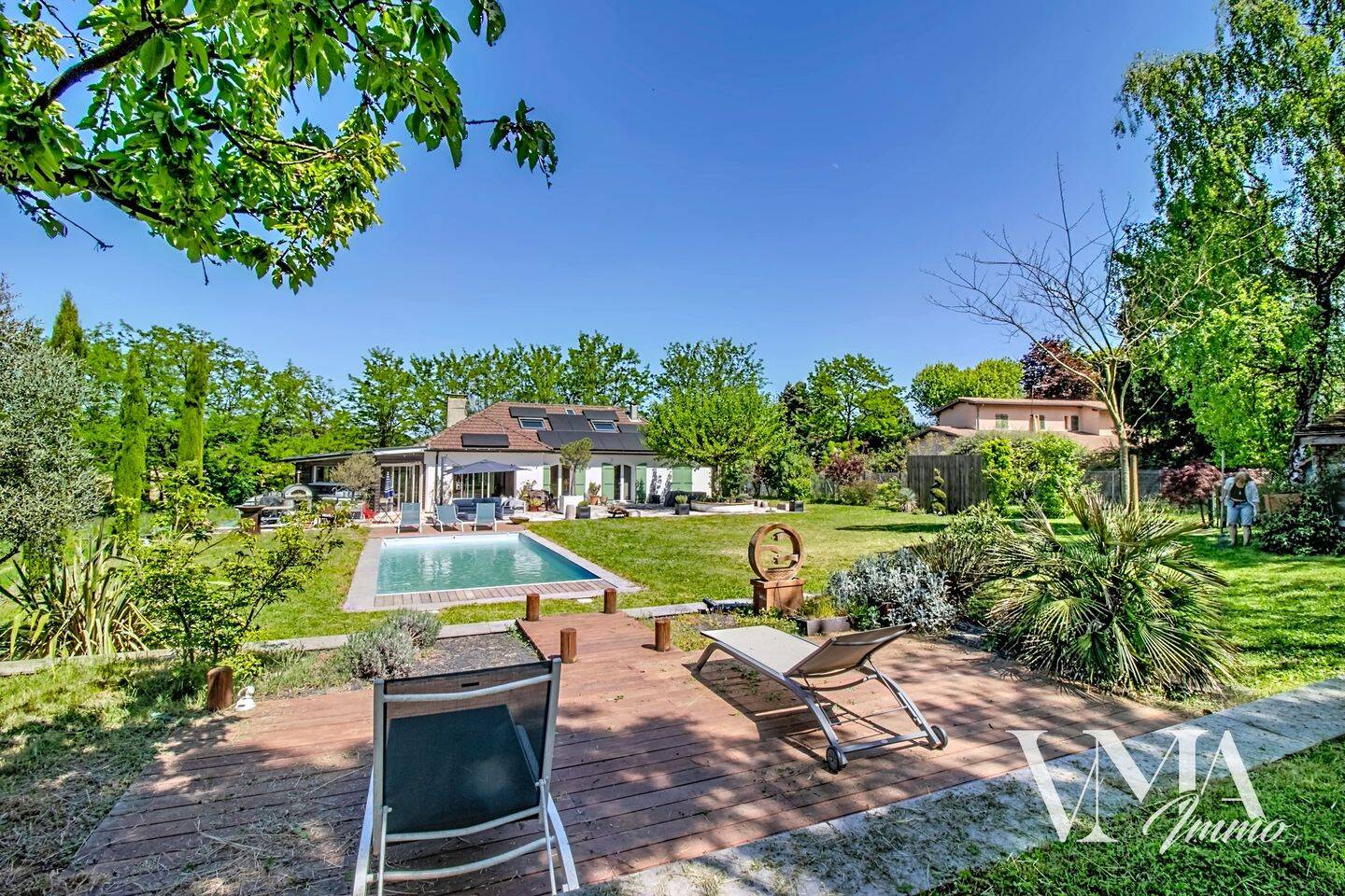 Maison 9 pièces 266 m² · à Fontaines-Saint-Martin · 266,1 m² · 895 000 €
