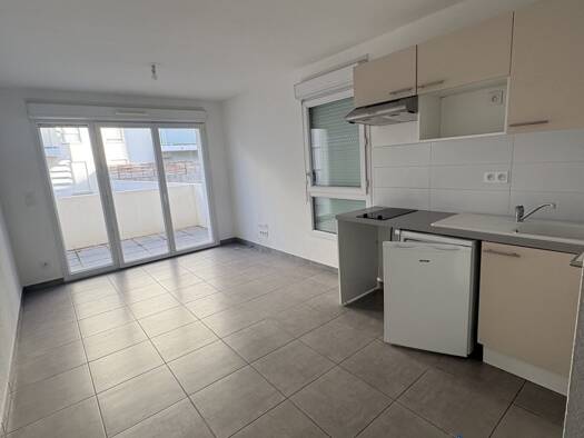 Appartement à louer 535 € 2 pièces 1 chambre 38,8 m² Étage 1/5 Saint Assiscle Perpignan 66000