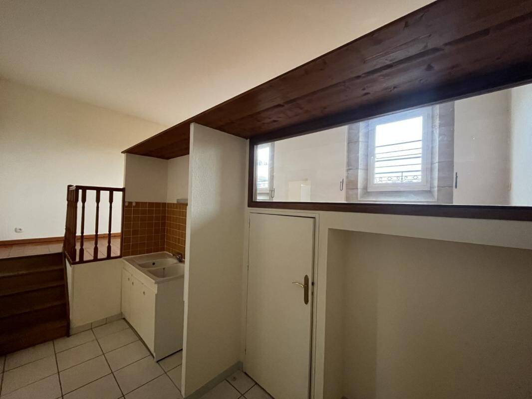 Appartement 1 pièce 31 m² · à Trévoux · 31 m² · 495 €