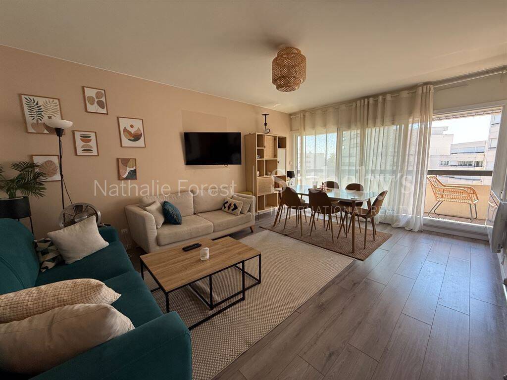 Appartement 3 pièces 70 m² · à La Madeleine · 70 m² · 1 400 €