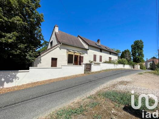 Maison à vendre 175 000 € 7 pièces 4 chambres 185 m² 1 618 m² de terrain Montchanin 71210