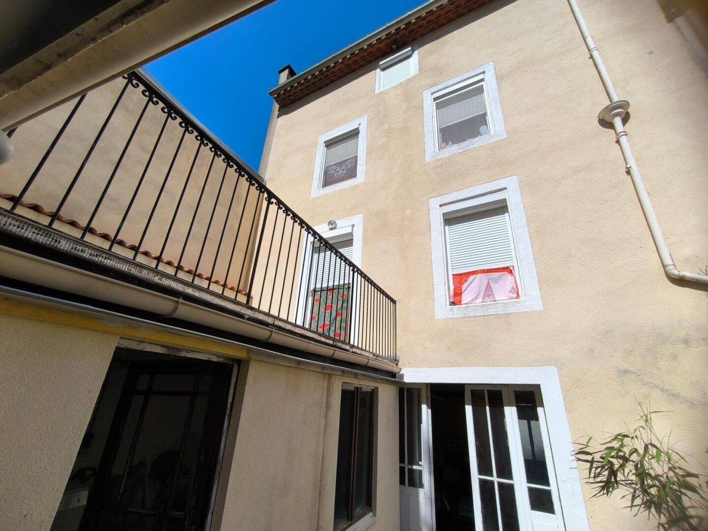Maison 10 pièces 137 m² · à Mazamet · 137 m² · 148 000 €