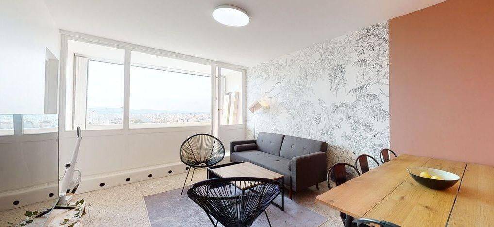 5 pièces 83 m² · à Villeurbanne · 83 m² · 425 €