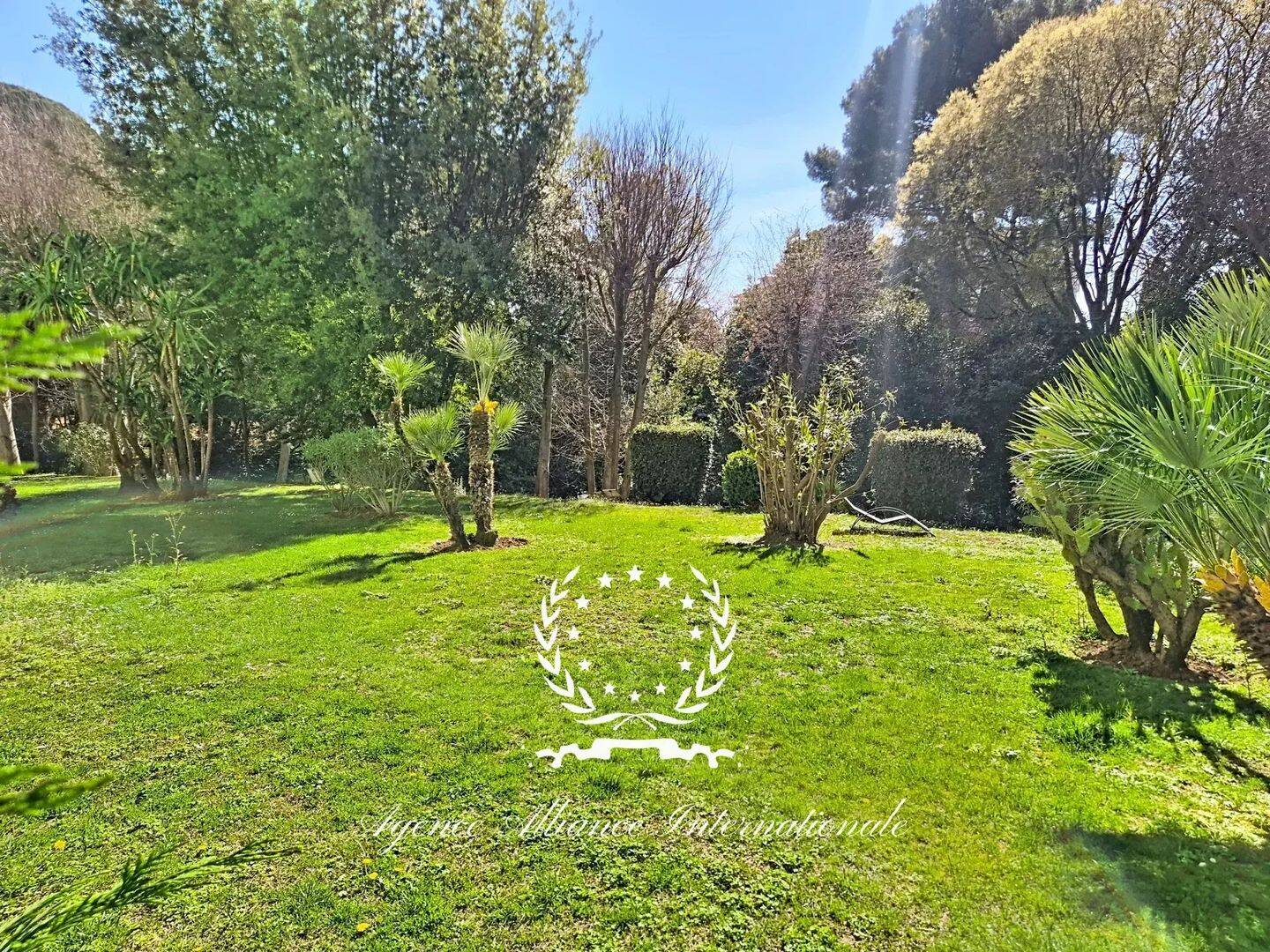 Appartement 3 pièces 110 m² · à Cannes · 110 m² · 900 000 €