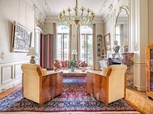 Hôtel particulier à vendre 5 850 000 € 10 pièces 7 chambres 383,4 m² Saint James-Général Koenig Neuilly-sur-Seine 92200