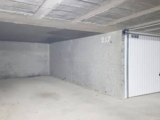 Parking à vendre 18 000 € 12 m² Centre Lannion 22300