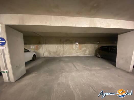 Parking à louer 70 € 13 m² Les Cévennes - Clementville Montpellier 34000