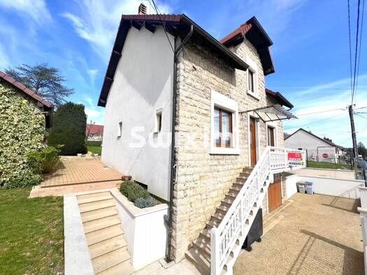 Maison à vendre 229 000 € 5 pièces 3 chambres 111,7 m² 1 216 m² de terrain Val du Solvan Lons-le-Saunier 39000