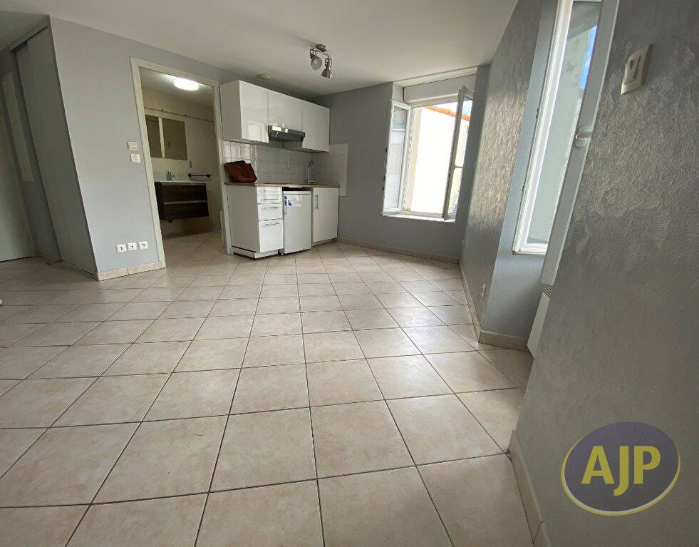 Appartement 1 pièce 23 m² · à Saint-Philbert-de-Grand-Lieu · 23 m² · 407 €