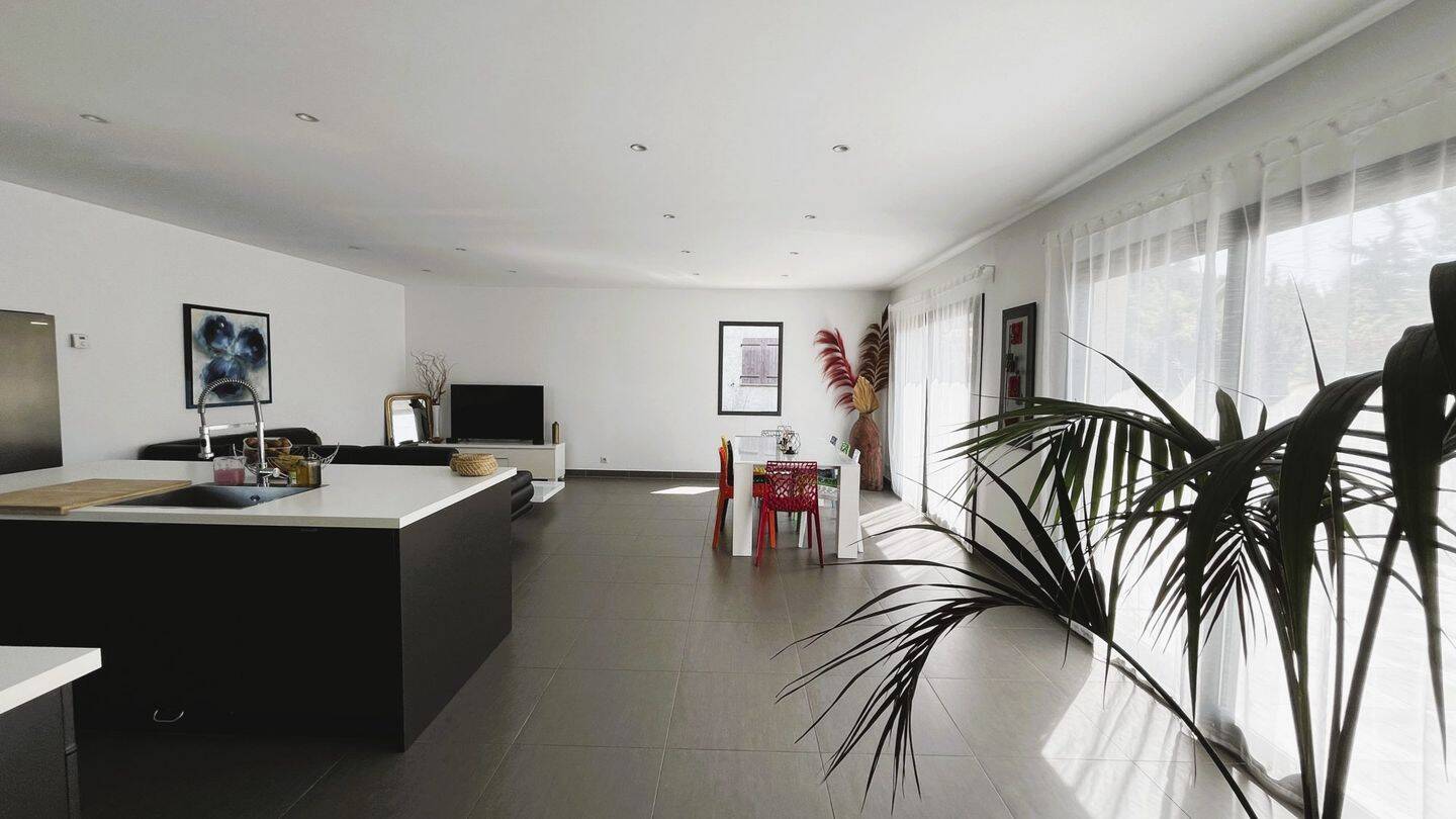 Maison 5 pièces 130 m² · à Le Pouget · 129,8 m² · 409 000 €