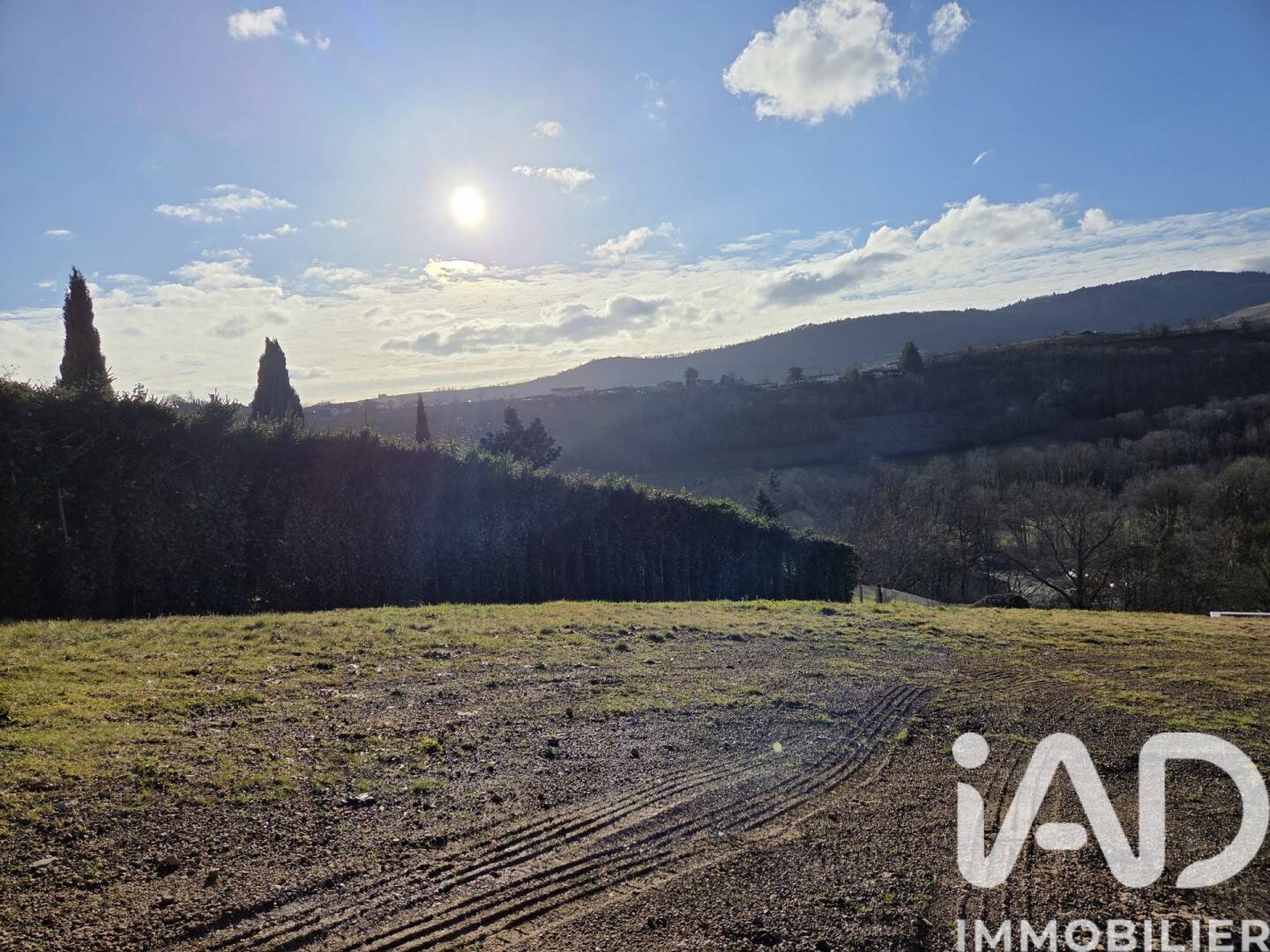 Terrain de 721 m² à Ternand - photo 2