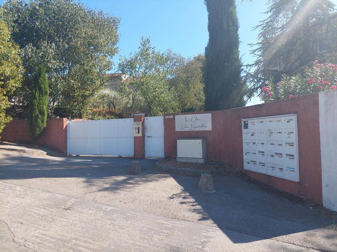 Appartement 2 pièces 49 m² · à Alès · 48,9 m² · 109 000 €