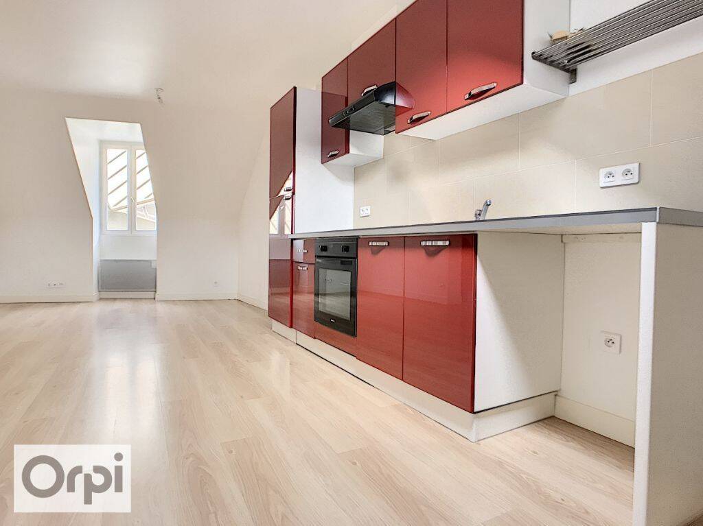 Appartement 4 pièces 67 m² · à Montluçon · 66,6 m² · 558 €