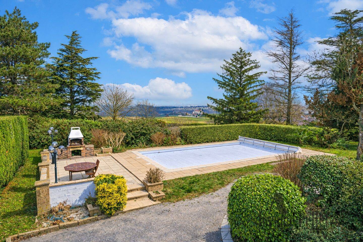 Maison 5 pièces 132 m² · à Sérézin-du-Rhône · 132 m² · 643 000 €