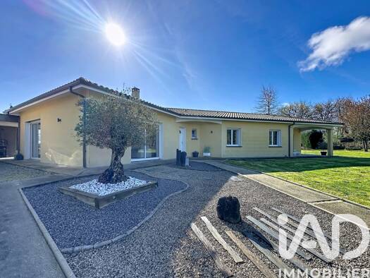 Maison de plain-pied à vendre 360 000 € 5 pièces 4 chambres 144 m² 1 800 m² de terrain Bascons 40090