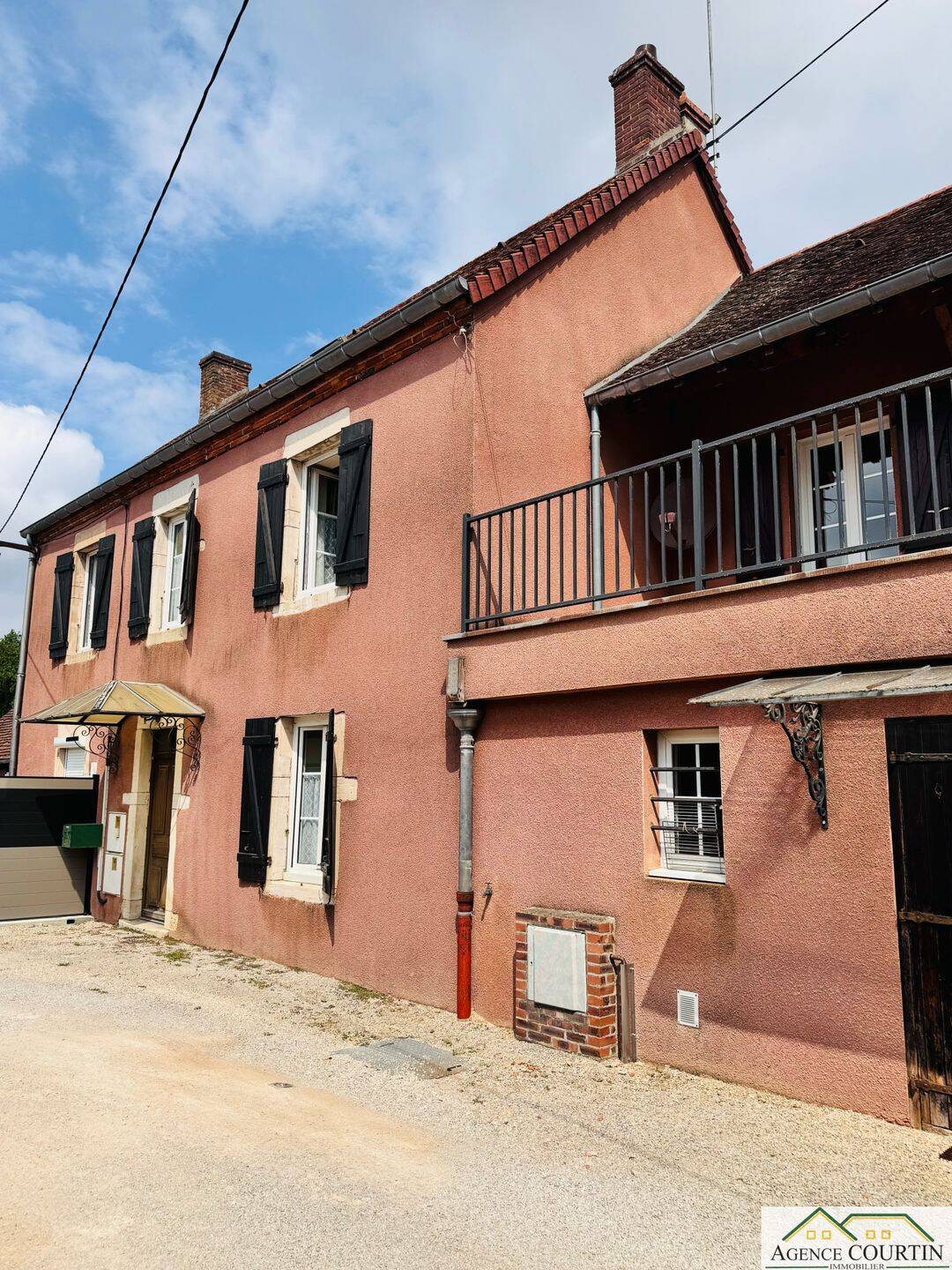 Maison 12 pièces 233 m² · à Louhans · 233 m² · 190 000 €