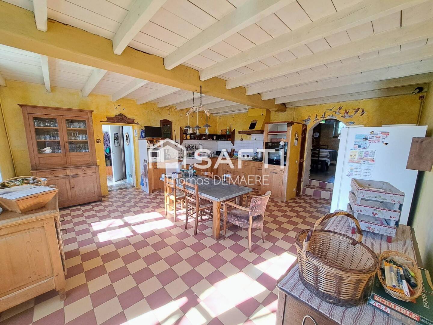 Maison 7 pièces 219 m² · à Consac · 219 m² · 243 900 €