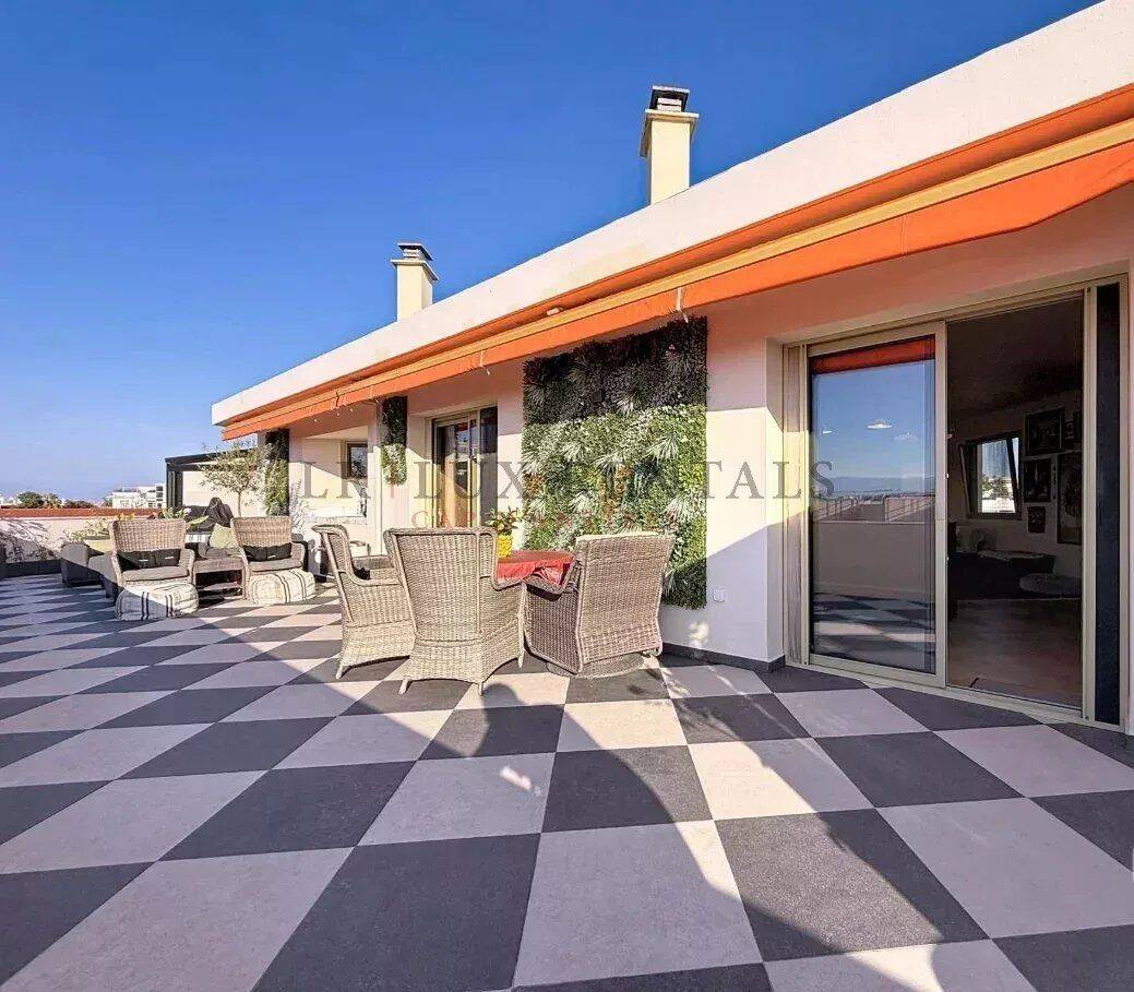 Appartement 3 pièces 95 m² · à Antibes · 94,5 m² · 850 000 €