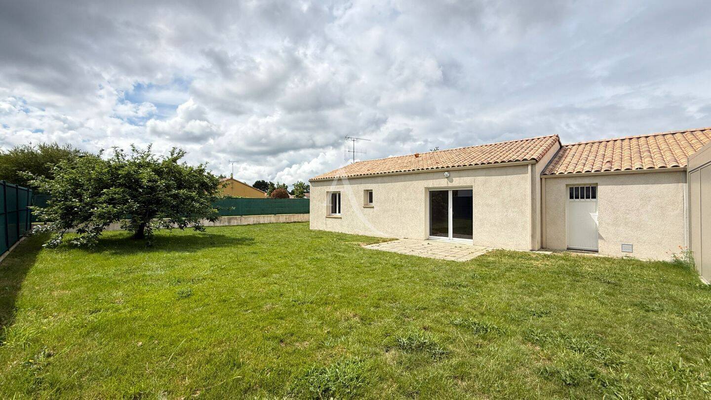 Maison 5 pièces 80 m² · à Bellevigny · 80 m² · 232 000 €