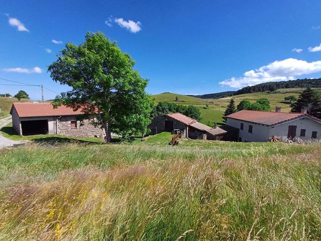 Maison 5 pièces 100 m² · à Gluiras · 100 m² · 169 000 €