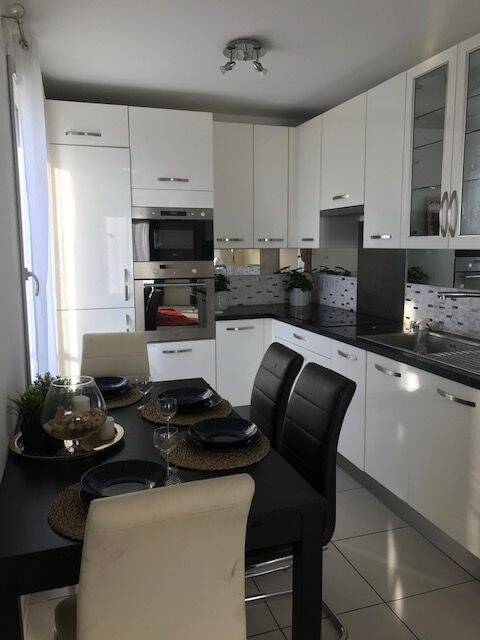 Appartement 3 pièces 62 m² · à Lyon 8ème Arrondissement · 62 m² · 1 385 €