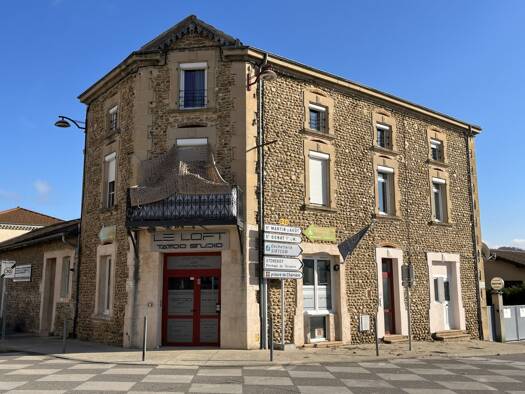 Immeuble à vendre 500 000 € 208,6 m² Châteauneuf-de-Galaure 26330